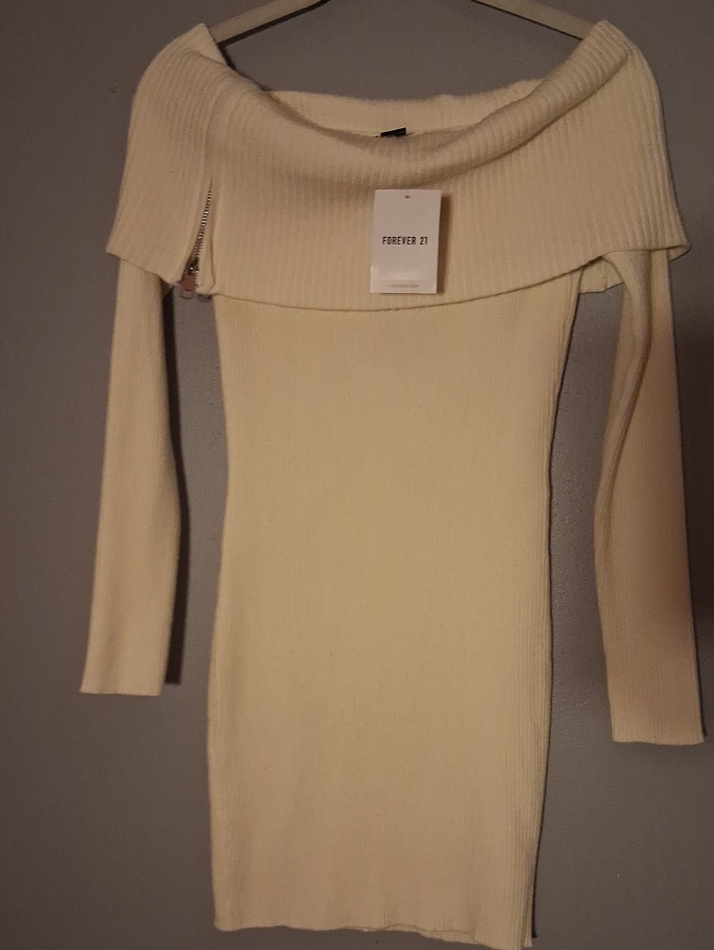 Forever 21 Cream Off-Shoulder Ribbed Knit Dress Sweater( See DESCRIPTION )
